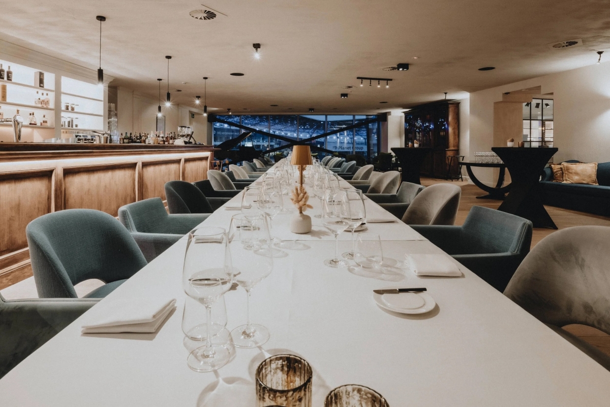 Elegant dining setting for The Leadership Lunch